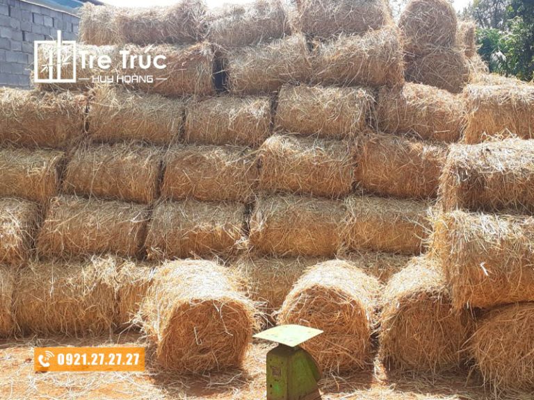 Địa chỉ mua bán rơm cuộn trang trí, rơm khô giá rẻ tại TP.HCM