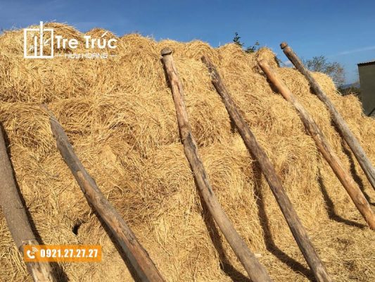 Địa chỉ mua bán rơm cuộn trang trí, rơm khô giá rẻ tại TP.HCM