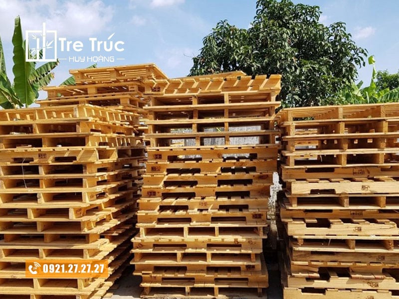 Pallet gỗ thông